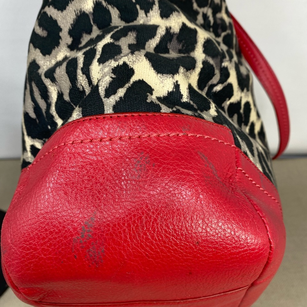 COACH VINTAGE LEOPARD PRINT TOTE WITH RED LEATHER TRIM - Picture 11 of 15